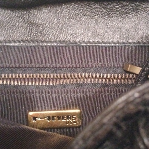 Meyers snakeskin purse - Picture 2 of 7